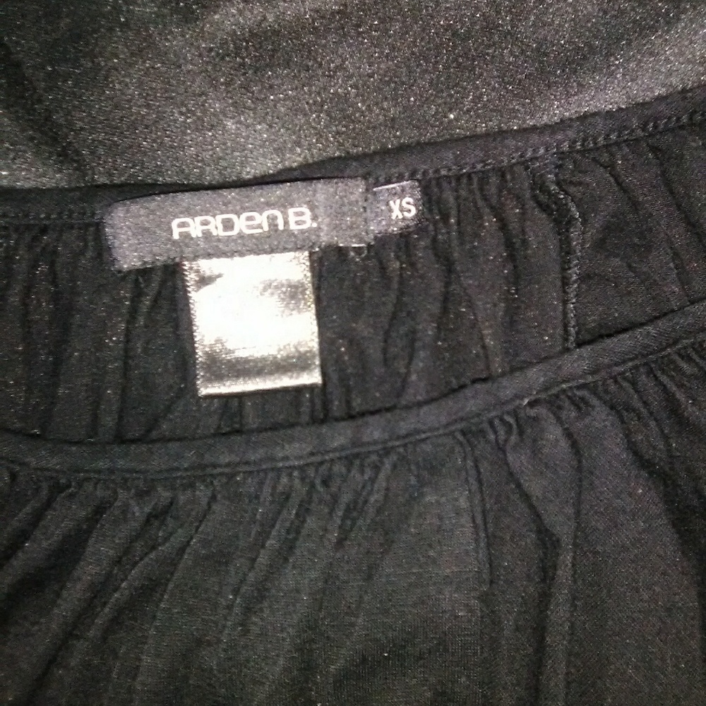 Arden B Top - Picture 2 of 2